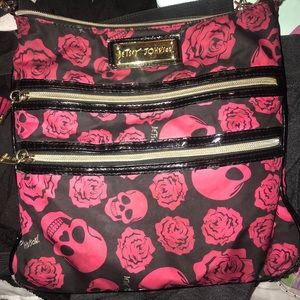 Pink skull Betsey Johnson crossbody bag